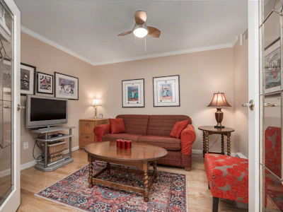 109N-1100 56 Street - 5