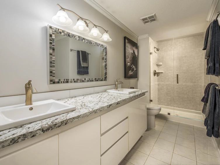 109N-1100 56 Street, Delta, BC, V4L 2N2 - 8