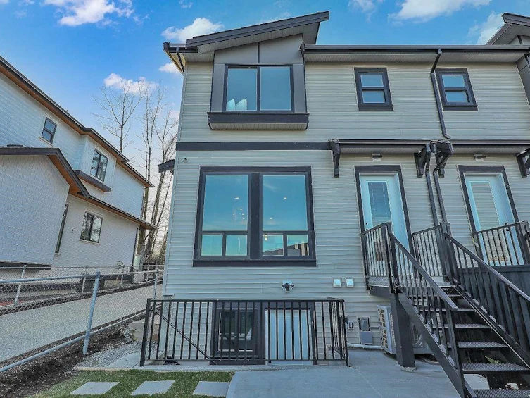 7746 196 Street, Surrey, BC, V2Y 3V4 - 32