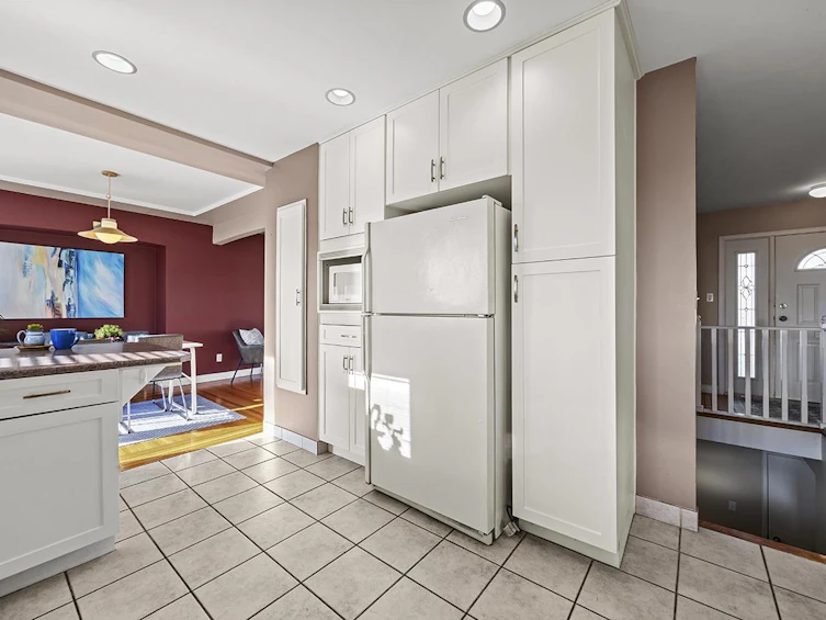 6190 Sumas Street, Burnaby, BC, V5B 2T6 - 9