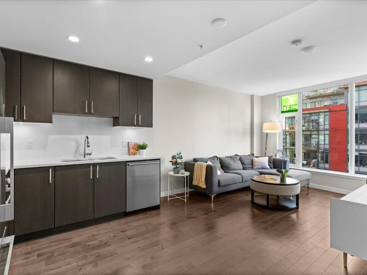 805-1708 Ontario Street, Vancouver, BC, V5T 0J7 - 3