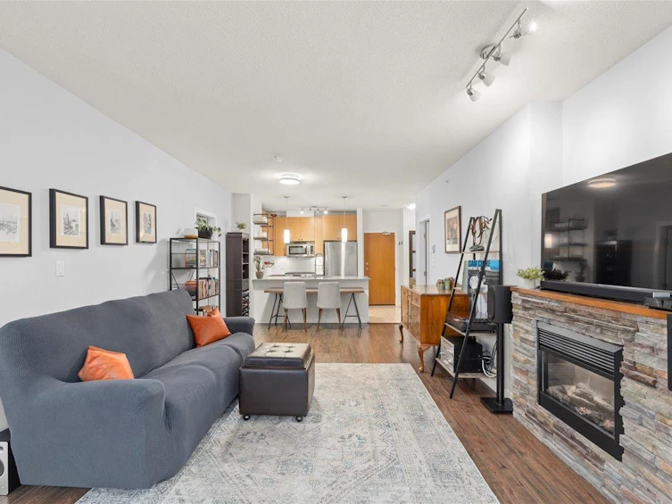 303-110 Brew Street, Port Moody, BC, V3H 0E4 - 2