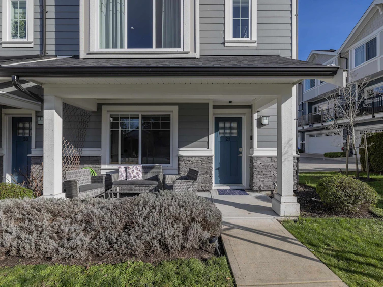 21-19483 74 Avenue, Surrey, BC, V4N 6V7 - 2