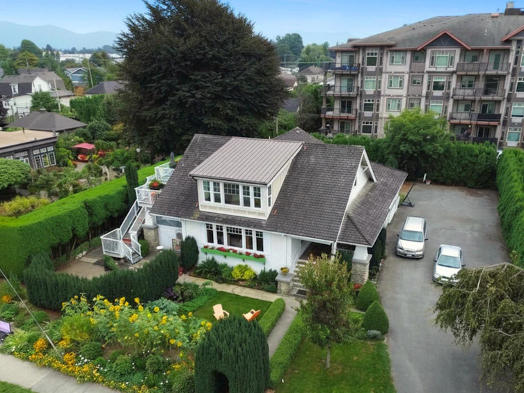 46028 First Avenue, Chilliwack, BC, V2P 1W1