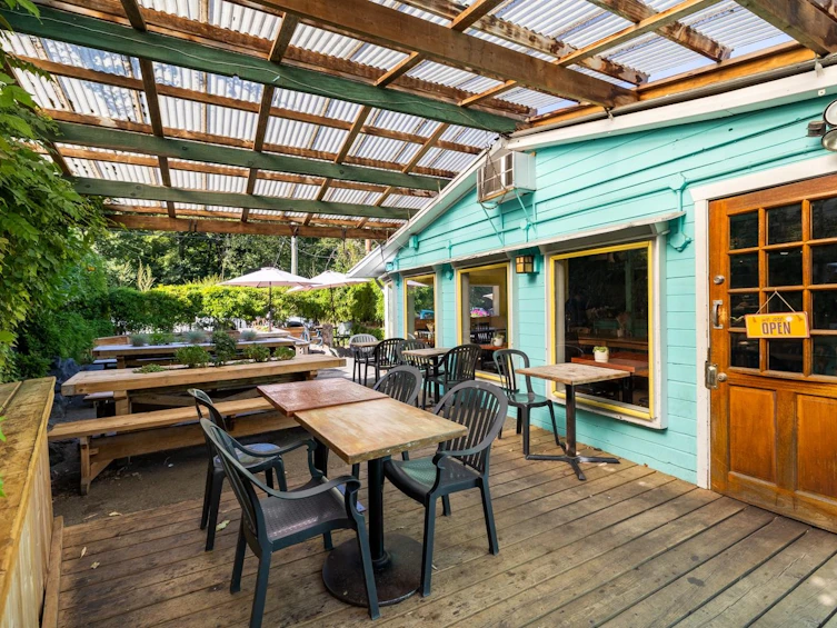 443B Bowen Island Trunk Road, Bowen Island, BC, V0N 1G0 - 10