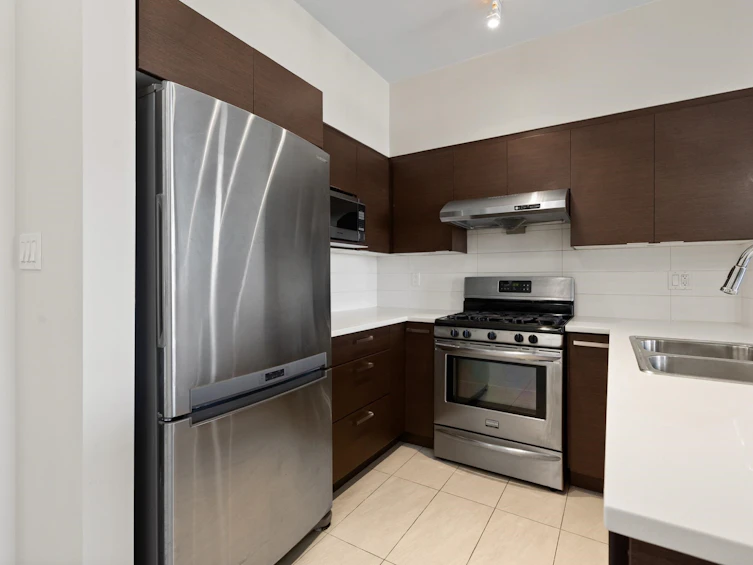 403-10880 No. 5 Road, Richmond, BC, V6W 0B3 - 3