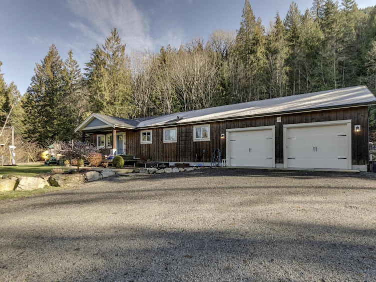 36478 Cascade Ridge Drive, Mission, BC, V2V 7G9 - 2