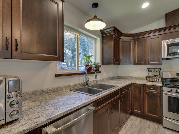 36478 Cascade Ridge Drive, Mission, BC, V2V 7G9 - 21