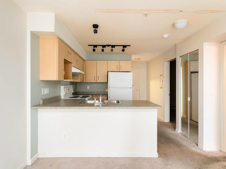 218-332 Lonsdale Avenue, North Vancouver, BC, V7M 3M5 - 7