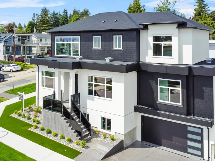 16019 9a Avenue, Surrey, BC, V4A 4W5 - 3