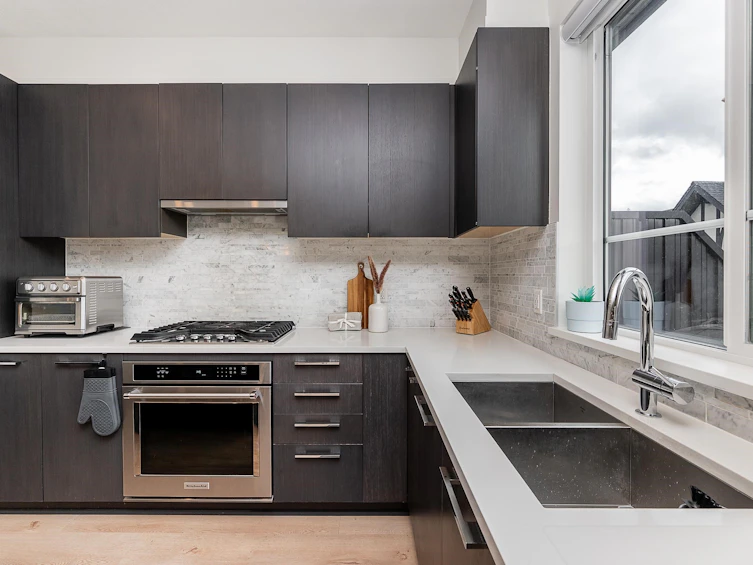 59-3500 Burke Village Promenade, Coquitlam, BC, V3E 0N2 - 13