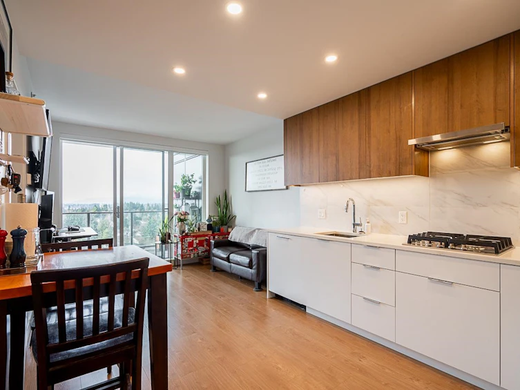 1208-13359 Old Yale Road, Surrey, BC, V3T 0S4 - 6
