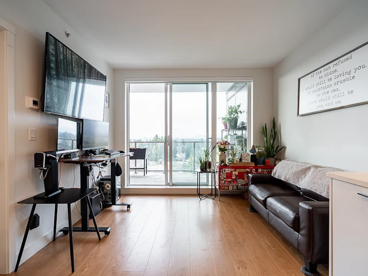 1208-13359 Old Yale Road, Surrey, BC, V3T 0S4 - 13