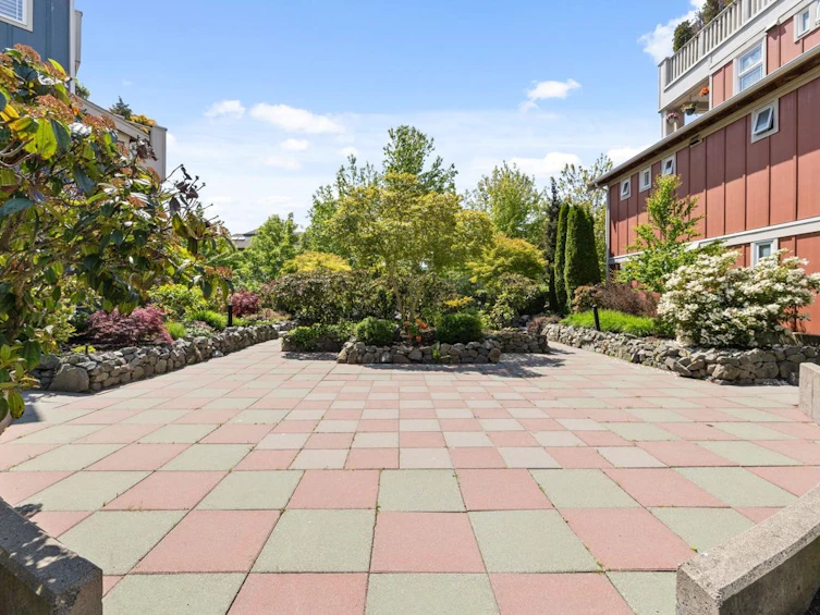 302-15392 16a Avenue, Surrey, BC, V4A 1S9 - 25