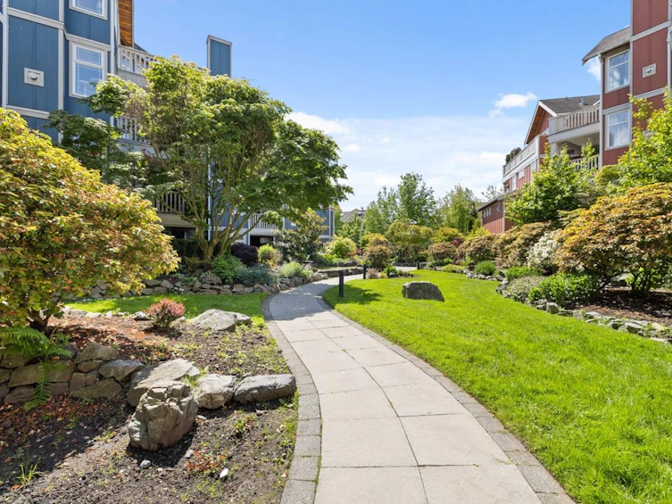 302-15392 16a Avenue, Surrey, BC, V4A 1S9 - 24