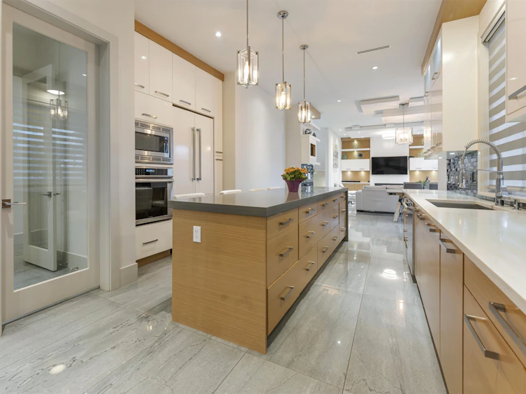 5619 Portland Street, Burnaby, BC, V5J 2R7 - 14
