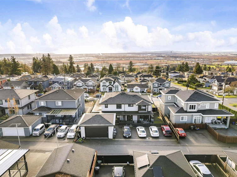 5619 Portland Street, Burnaby, BC, V5J 2R7 - 40