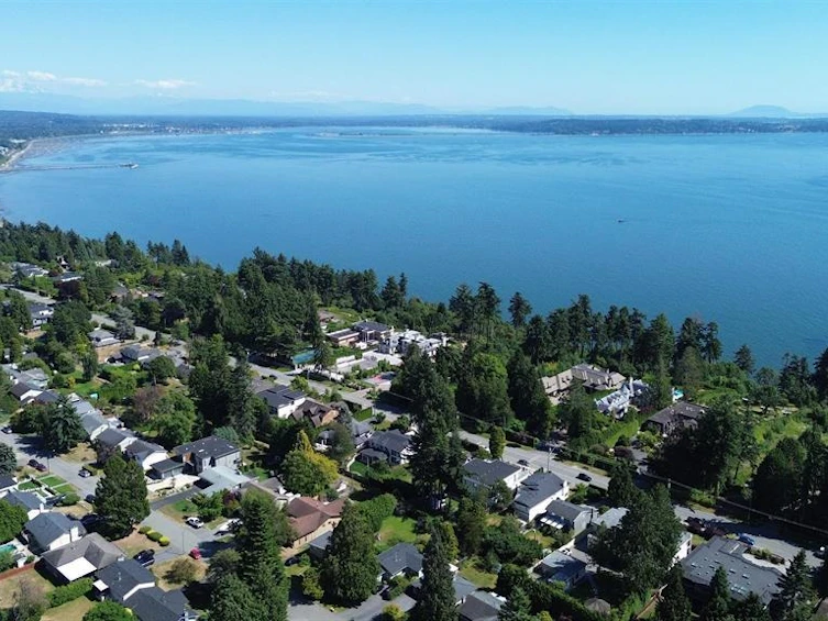 13752 Marine Drive, Surrey, BC, V4A 1A4 - 16