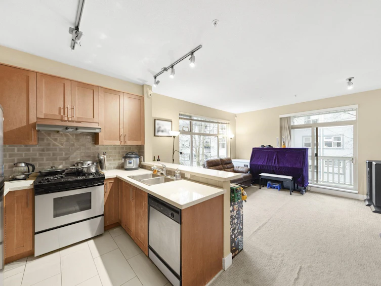 218-2083 W 33 Avenue, Vancouver, BC, V6M 4M6 - 7
