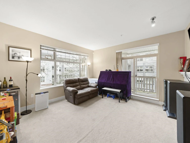 218-2083 W 33 Avenue, Vancouver, BC, V6M 4M6 - 2