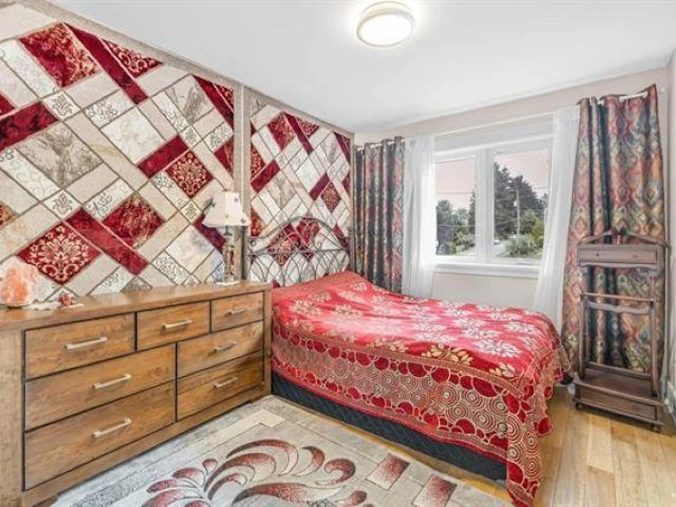 13848 116 Avenue, Surrey, BC, V3R 2T2 - 13