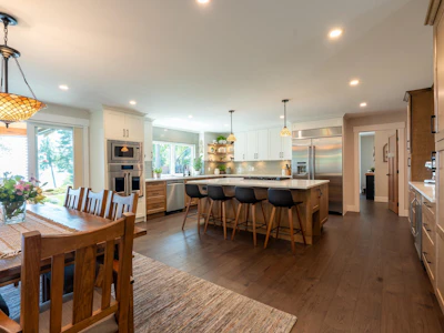 7893 Redrooffs Road - 4