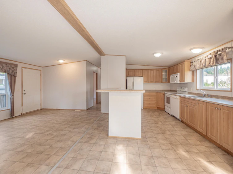 33-5575 Mason Road, Sechelt, BC, V7Z 0K9 - 11