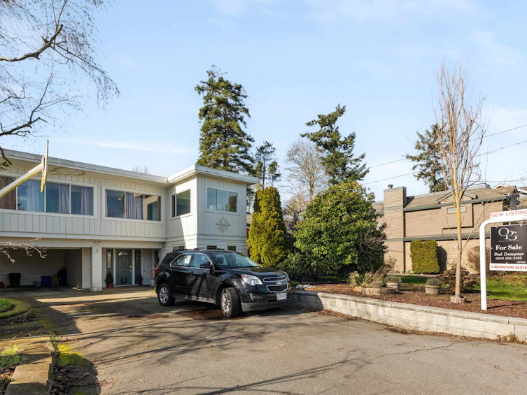 1657 Beach Grove Road, Delta, BC, V4L 1P4 - 2