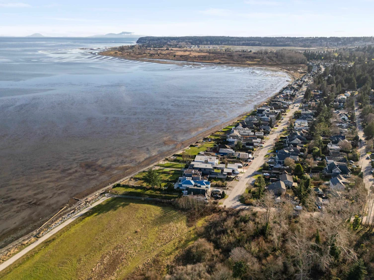 1657 Beach Grove Road, Delta, BC, V4L 1P4 - 37