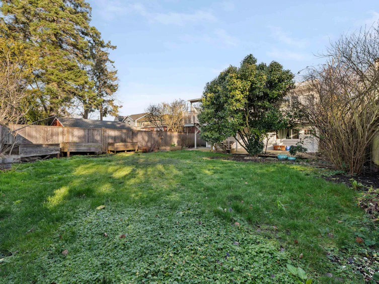 1657 Beach Grove Road, Delta, BC, V4L 1P4 - 33