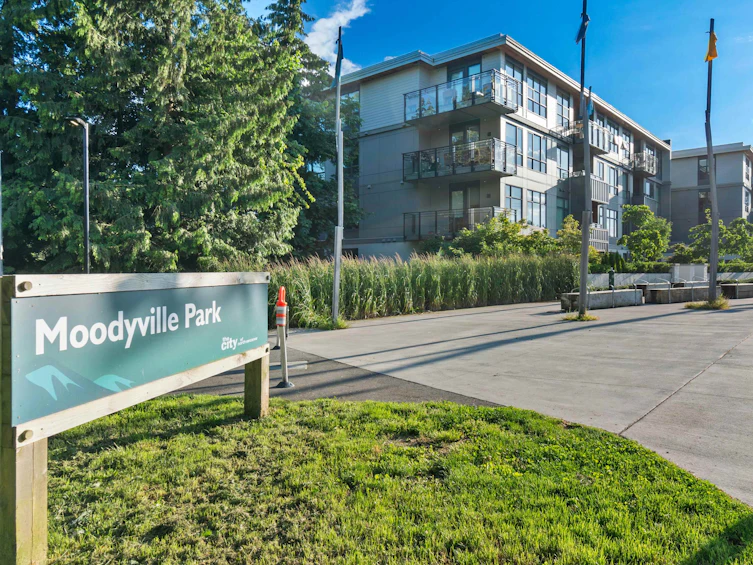 107-733 E 3rd Street, North Vancouver, BC, V7L 1G8 - 31