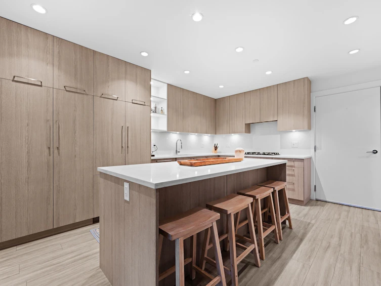 107-733 E 3rd Street, North Vancouver, BC, V7L 1G8 - 10