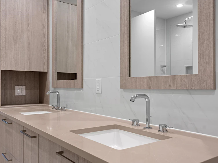 107-733 E 3rd Street, North Vancouver, BC, V7L 1G8 - 19