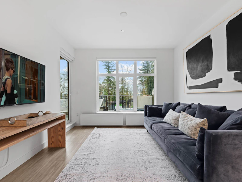 107 - 733 E 3rd Street, North Vancouver BC