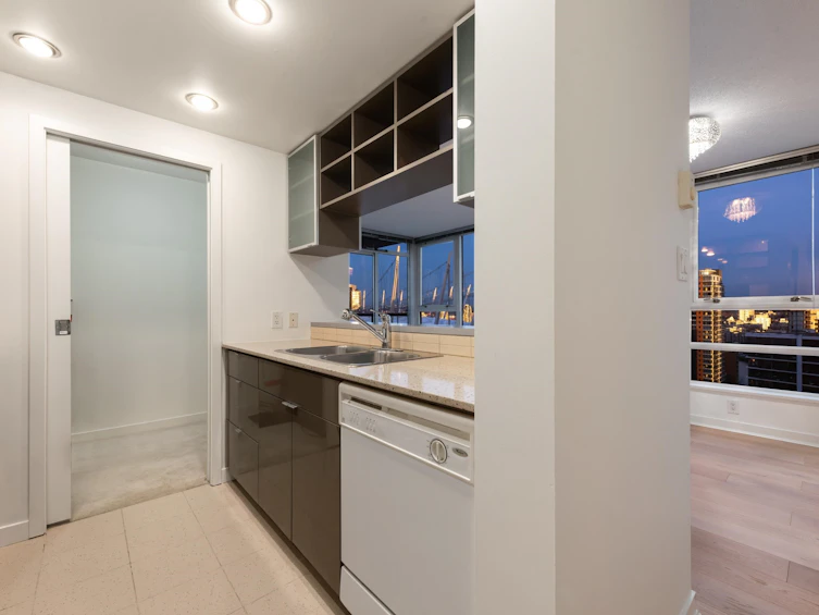 2705-928 Beatty Street, Vancouver, BC, V6Z 3G6 - 7