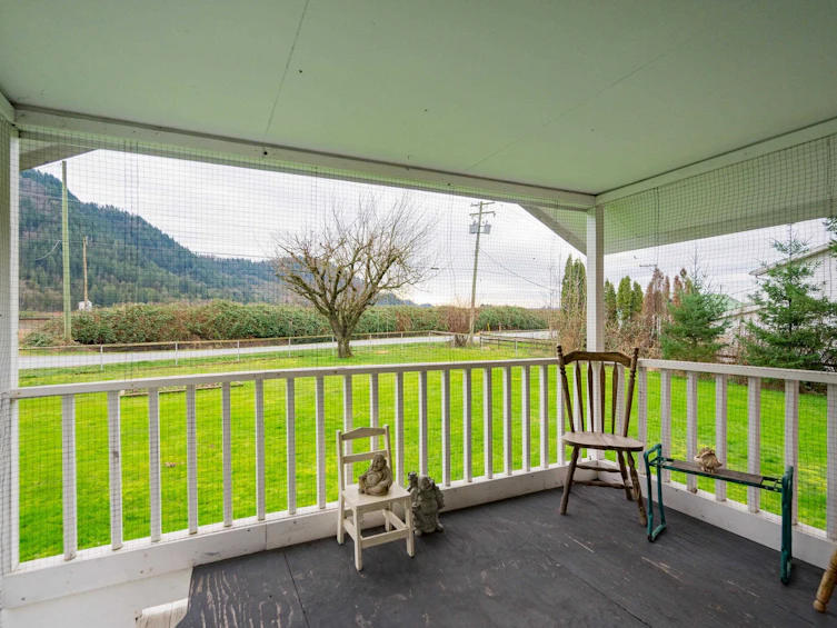36113 Page Road, Abbotsford, BC, V3G 1P3 - 32