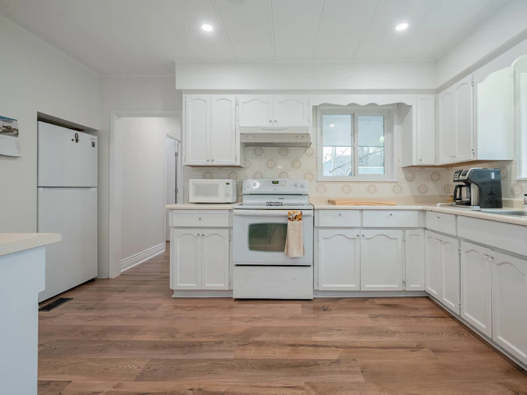 36113 Page Road, Abbotsford, BC, V3G 1P3 - 9