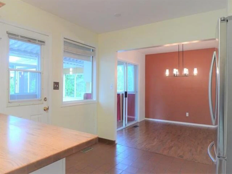 2124 Topaz Street, Abbotsford, BC, V2T 3W6 - 5