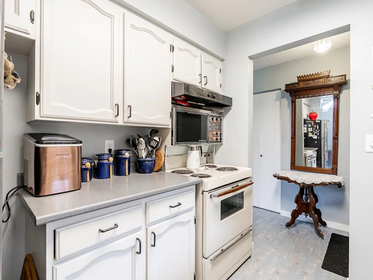 8363 Arbour Place, Delta, BC, V4H 7H4 - 6