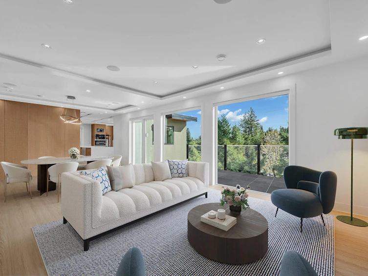 4399 Highland Boulevard, North Vancouver, BC, V7R 2Z8 - 3