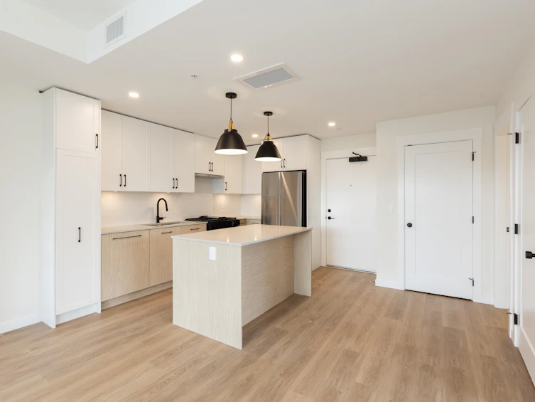 305-27249 Aldergrove Town Centre Drive, Langley, BC, V4W 0E4 - 3