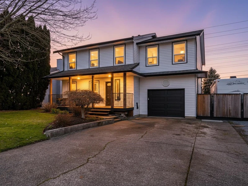 21229 95th Avenue, Langley BC V1M 1M9