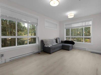 107-32690 14 Avenue - 5