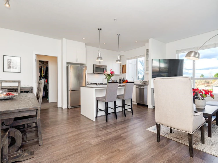 313-16380 64 Avenue, Surrey, BC, V3S 6X6 - 16