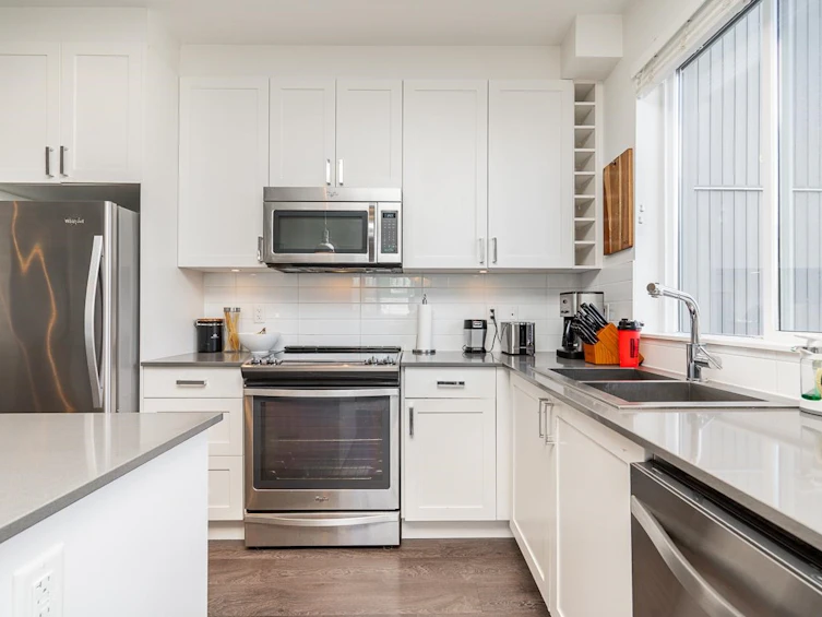 313-16380 64 Avenue, Surrey, BC, V3S 6X6 - 13