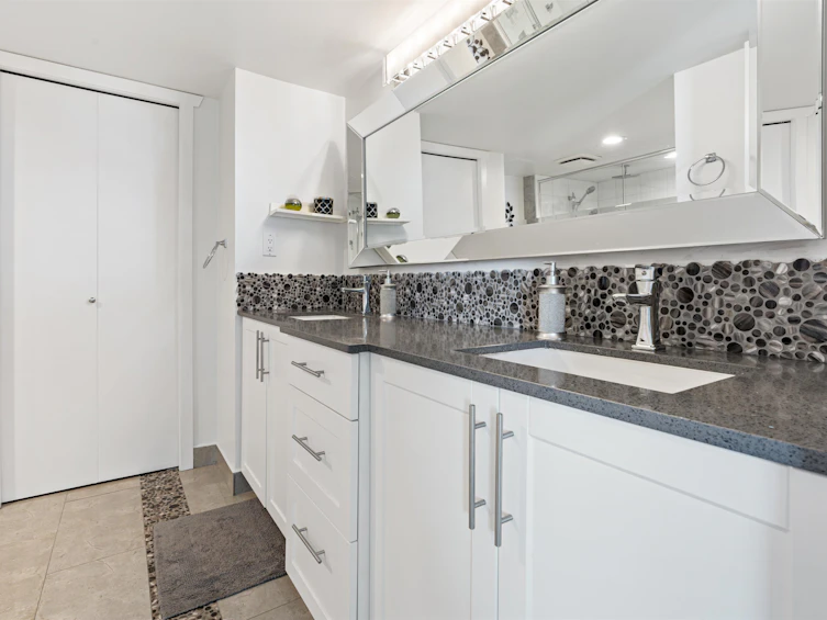 609-168 Chadwick Court, North Vancouver, BC, V7M 3L4 - 29