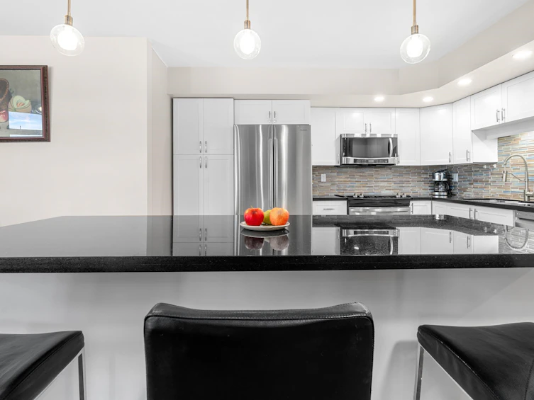 609-168 Chadwick Court, North Vancouver, BC, V7M 3L4 - 9
