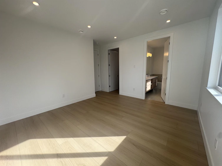 967 52a Street, Delta, BC, V4M 3A1 - 13