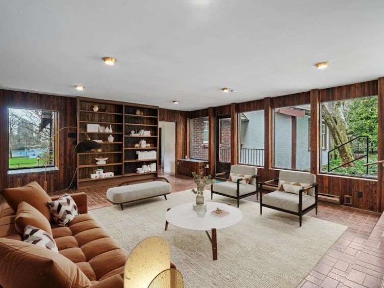 5584 Maple Street, Vancouver, BC, V6M 3T7 - 5