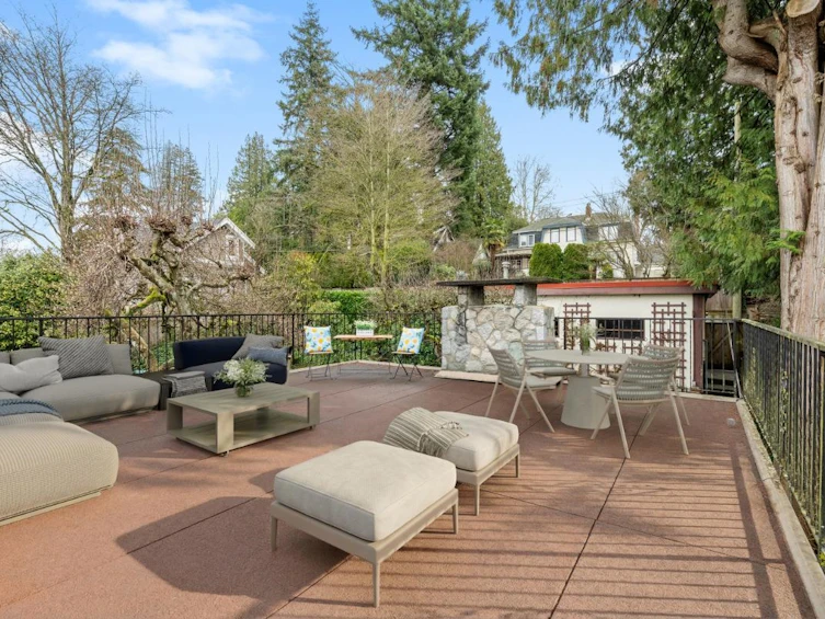 5584 Maple Street, Vancouver, BC, V6M 3T7 - 6